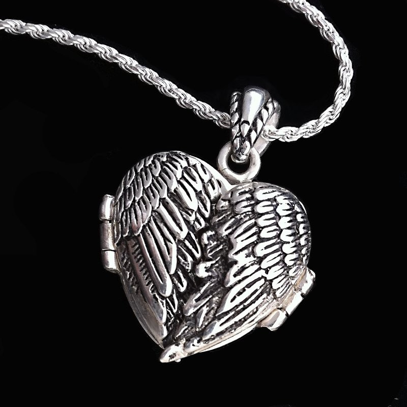 Heart Locket "Angel Wings" Heart Locket "Angel Wings"